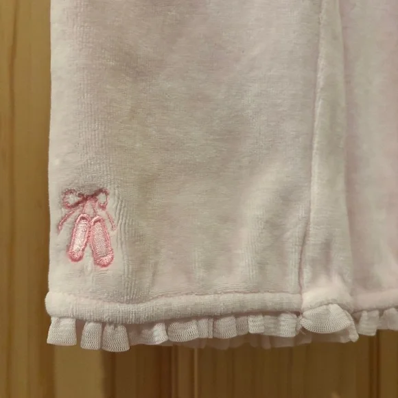 Sweet Baby Girls BUNDLE of 2 Matching Velour Zip Sets, 4 Pieces Total! 12 Months - Picture 11 of 12